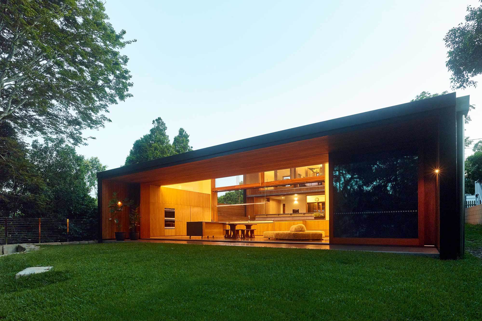 Bramston Street Residence - Garden View